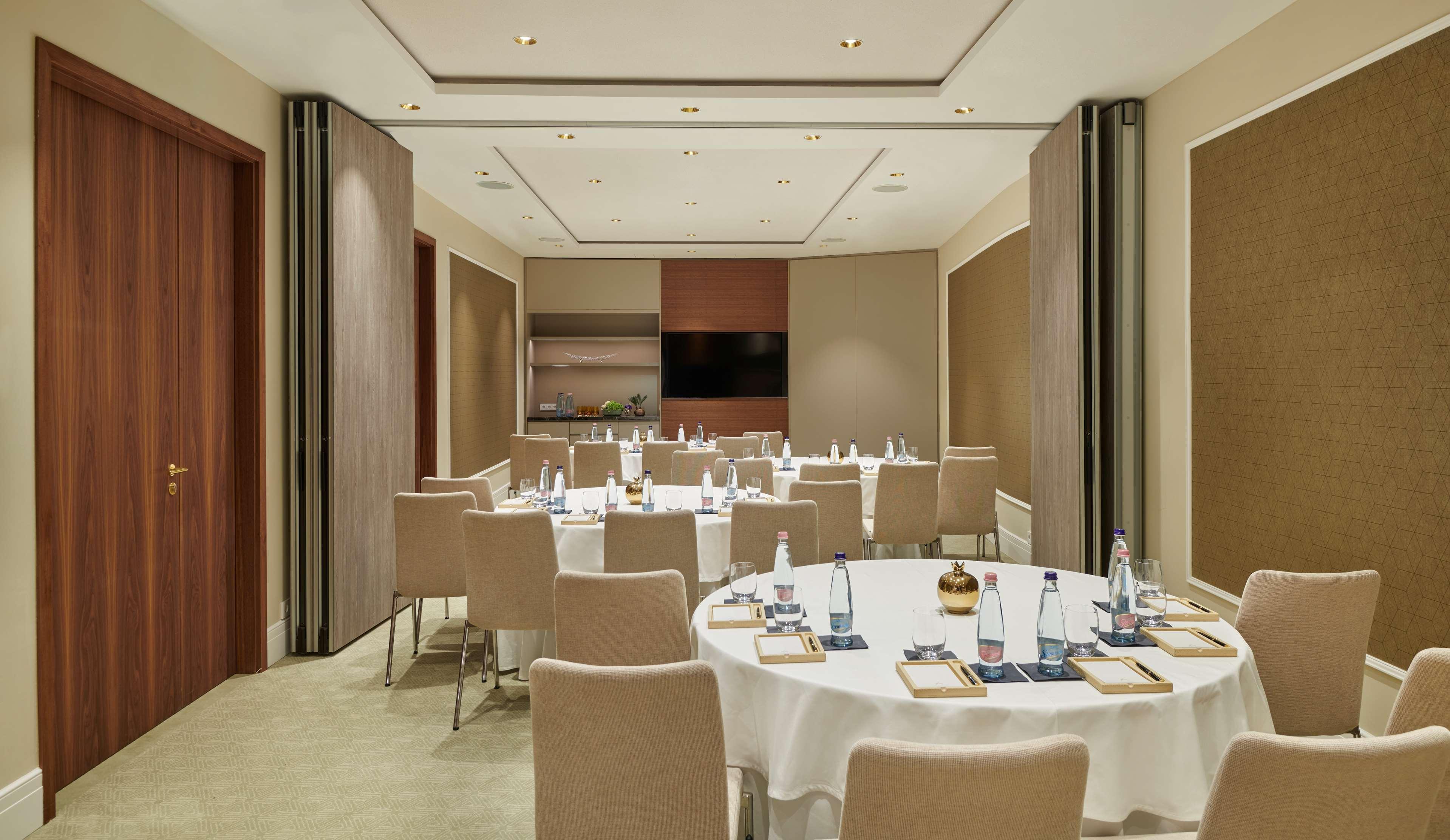 Parisi Udvar Hotel Budapest, Part Of Hyatt Extérieur photo