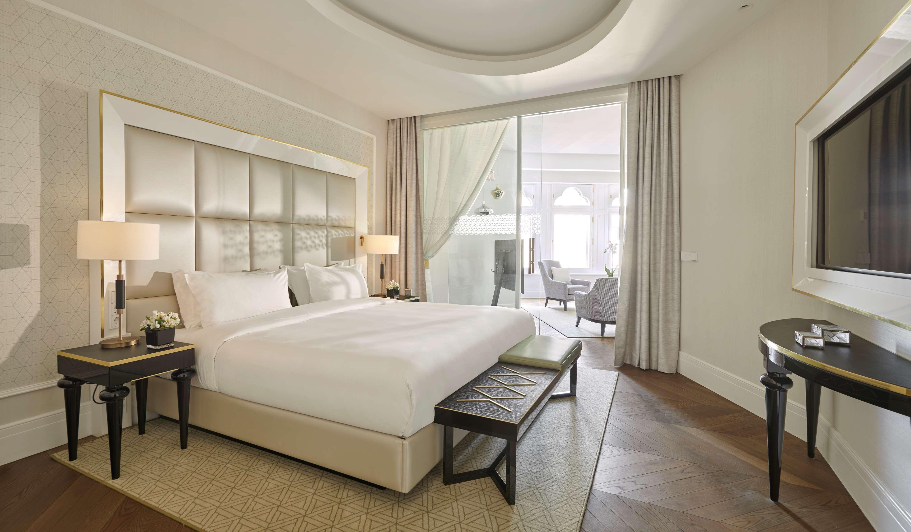Parisi Udvar Hotel Budapest, Part Of Hyatt Extérieur photo